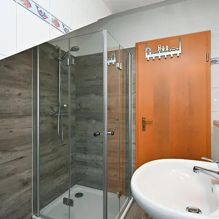 Freesenbruch Reihenhaus 5c - Hummer 別荘